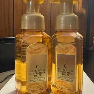 Bath & Body Works Churro Cinnamon Bun Handsoap Set of 2 NWT